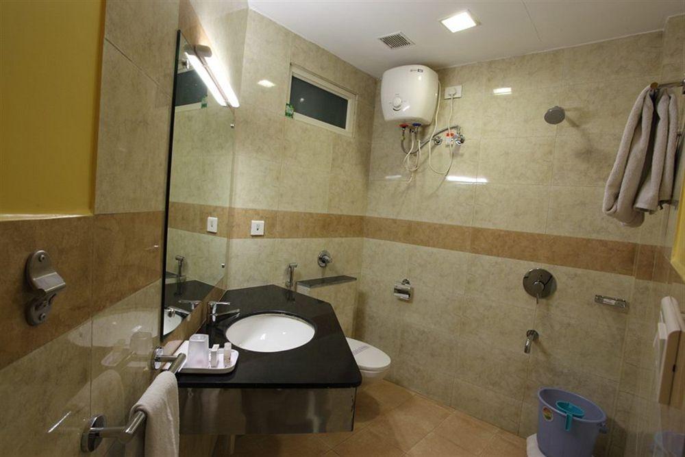 Hotel Dayal Удайпур Екстериор снимка
